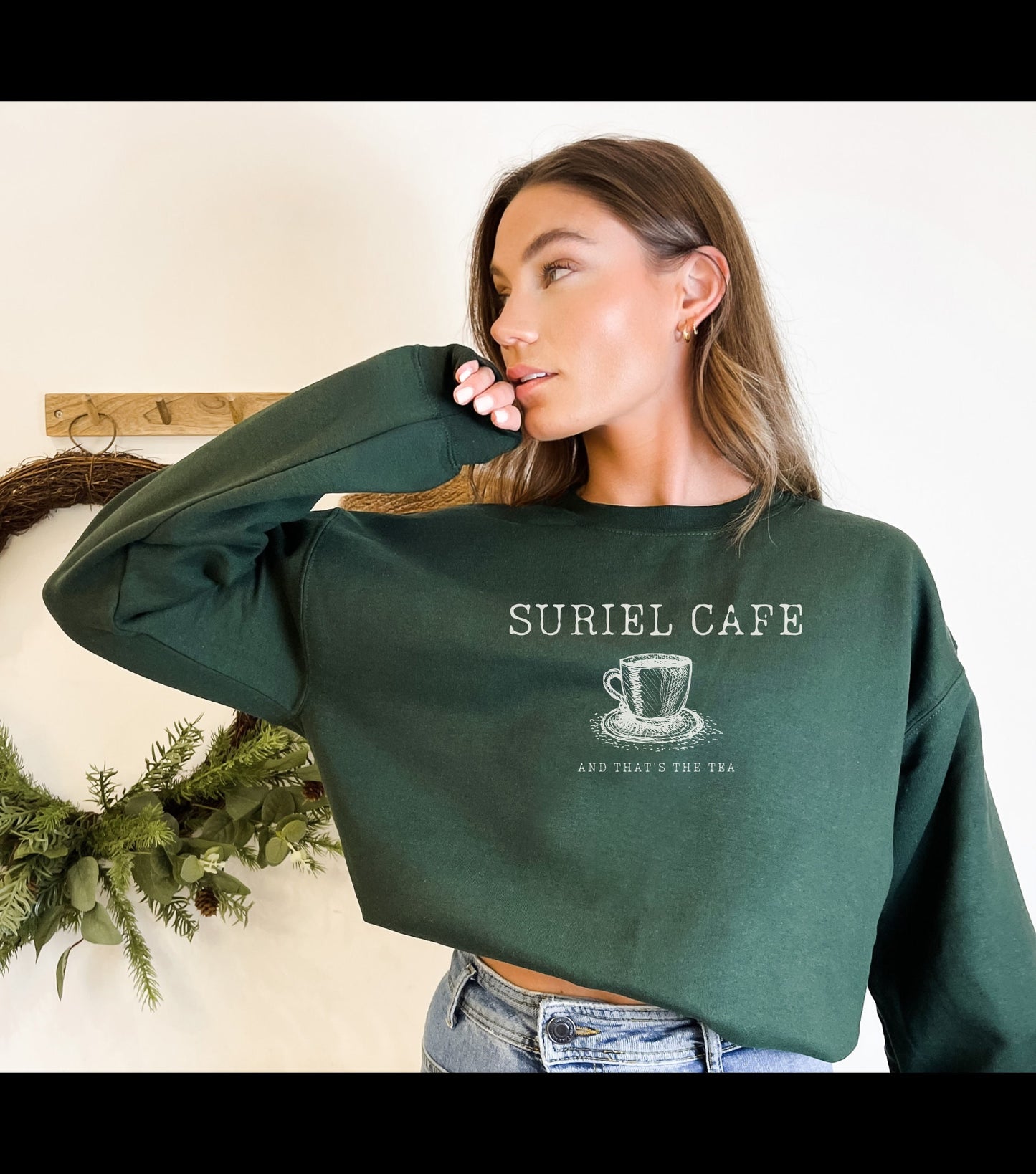 Suriel Tea Shoppe Sweartshirt - Forest Green